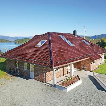 Awesome In Lundegrend With House Sea View Hébergement de vacances